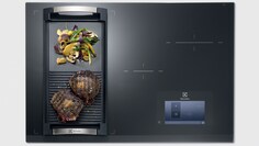 Electrolux Infinite™ Combi induktionshäll med en plancha
